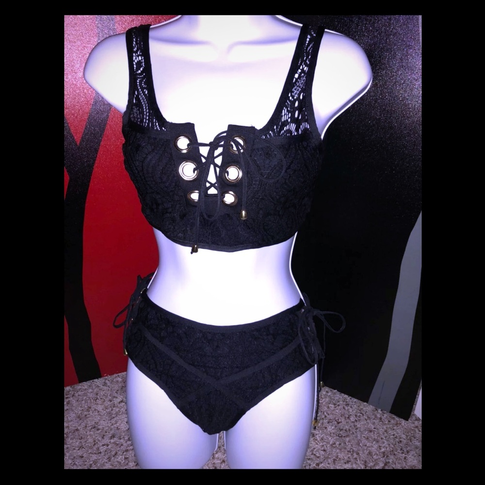 💮Lacy (2 piece bikini) - Picture 3 of 3